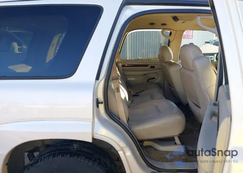 2002 Cadillac Escalade Standard z USA, uszkodzony, nr VIN 1GYEK63N02R319269